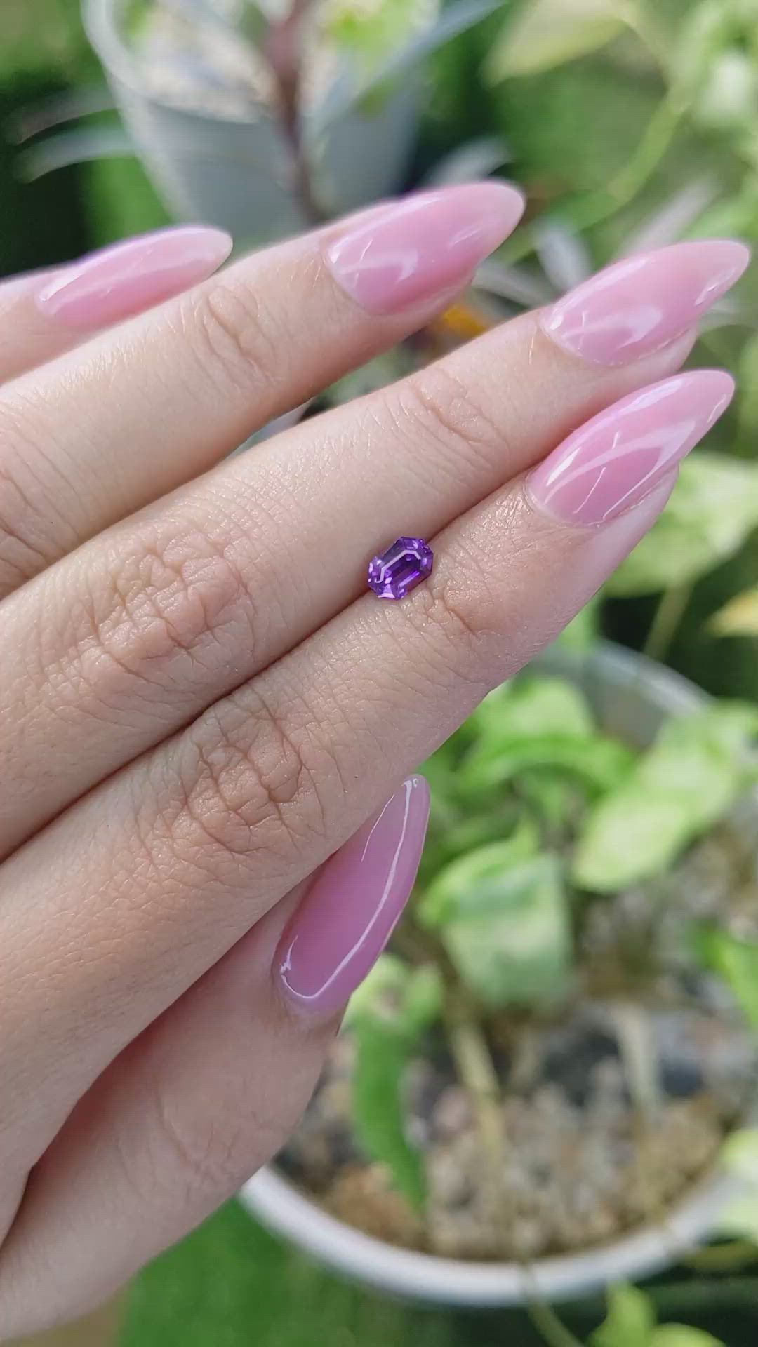 0.71 Ct. Pinkish Purple Sapphire from Ceylon (Sri Lanka) Size Video