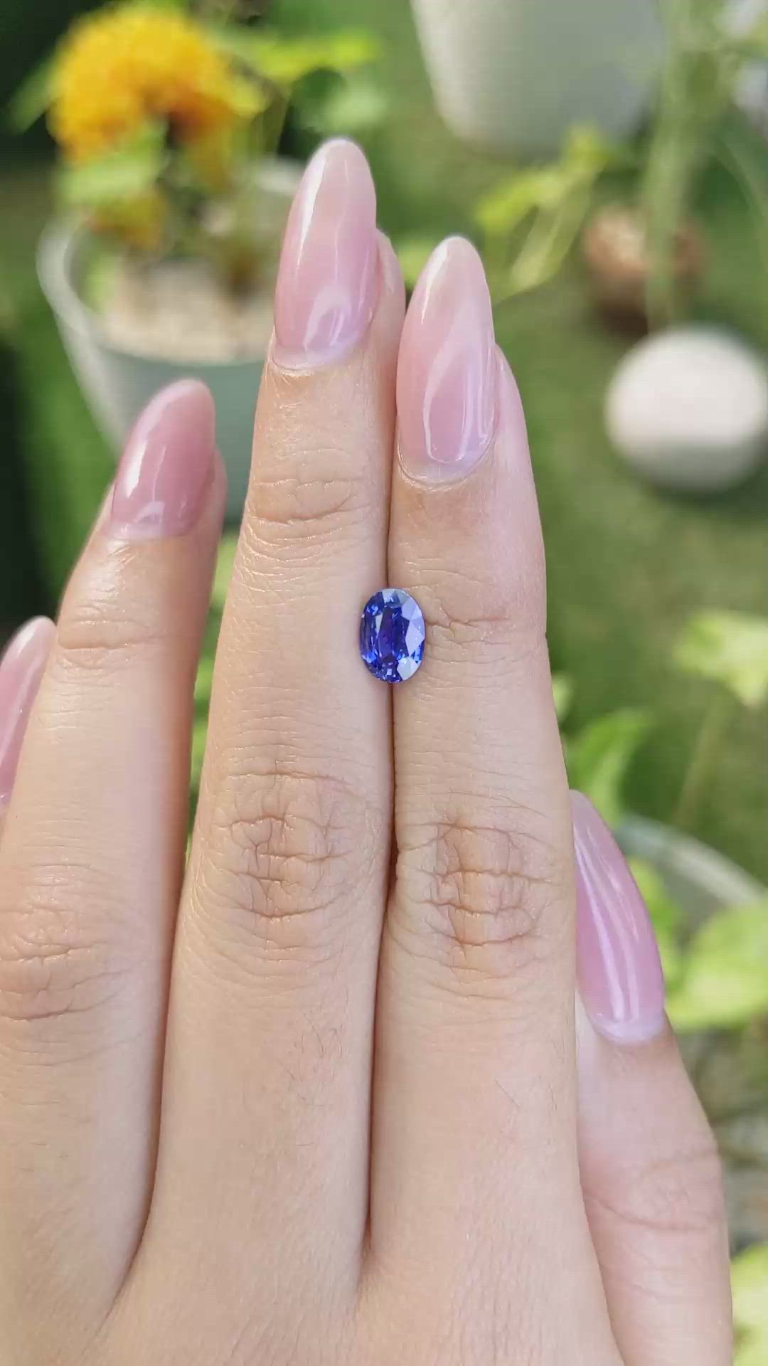 1.16 Ct. Blue Sapphire from Ceylon (Sri Lanka) Size Video