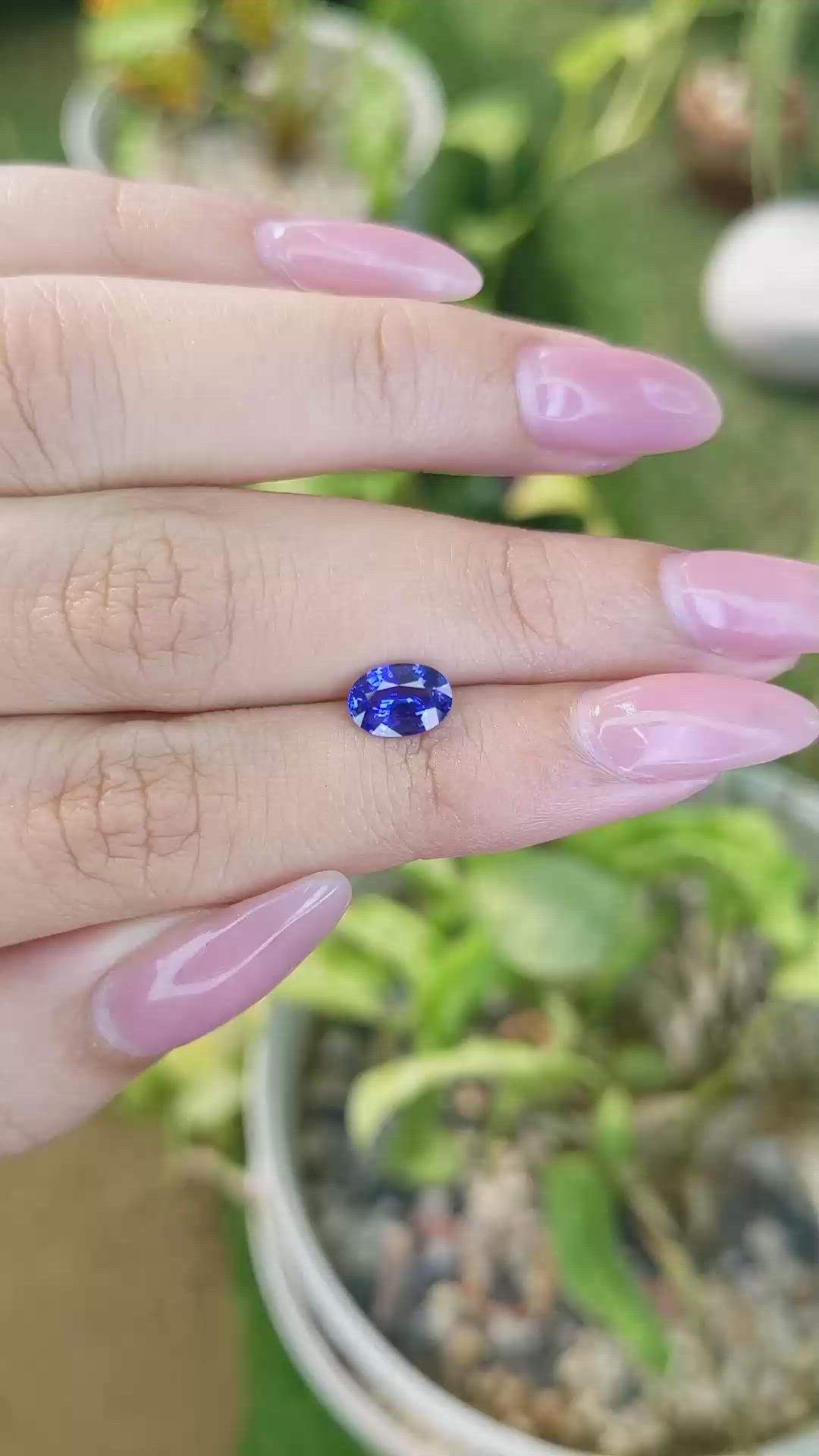 1.16 Ct. Blue Sapphire from Ceylon (Sri Lanka) Size Video