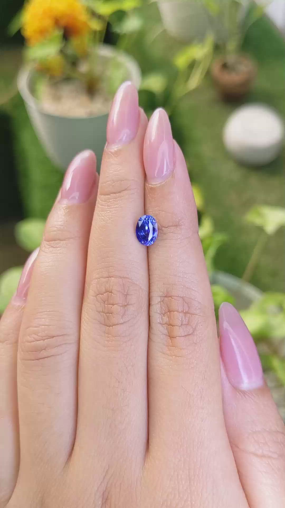 1.28 Ct. Blue Sapphire from Ceylon (Sri Lanka) Size Video