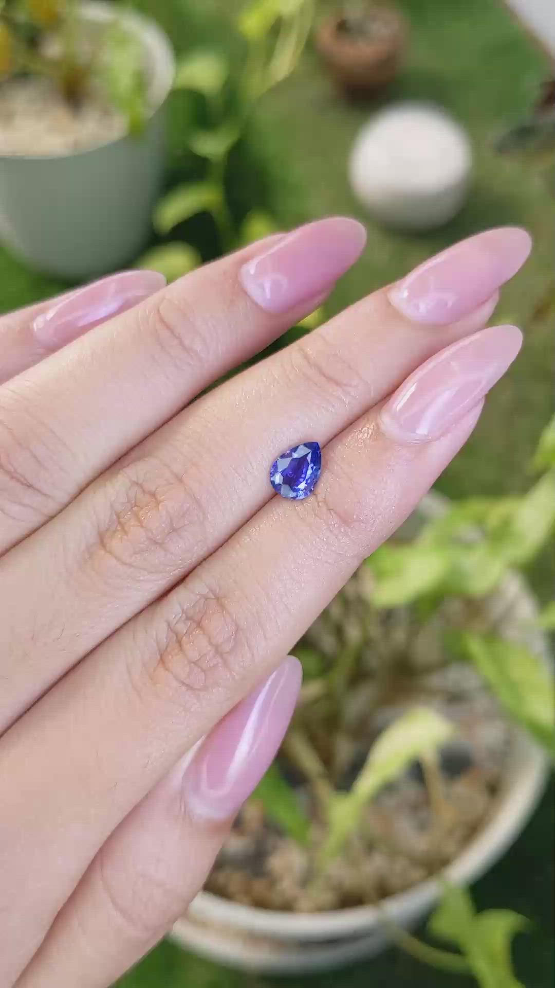 0.98 Ct. Blue Sapphire from Ceylon (Sri Lanka) Size Video