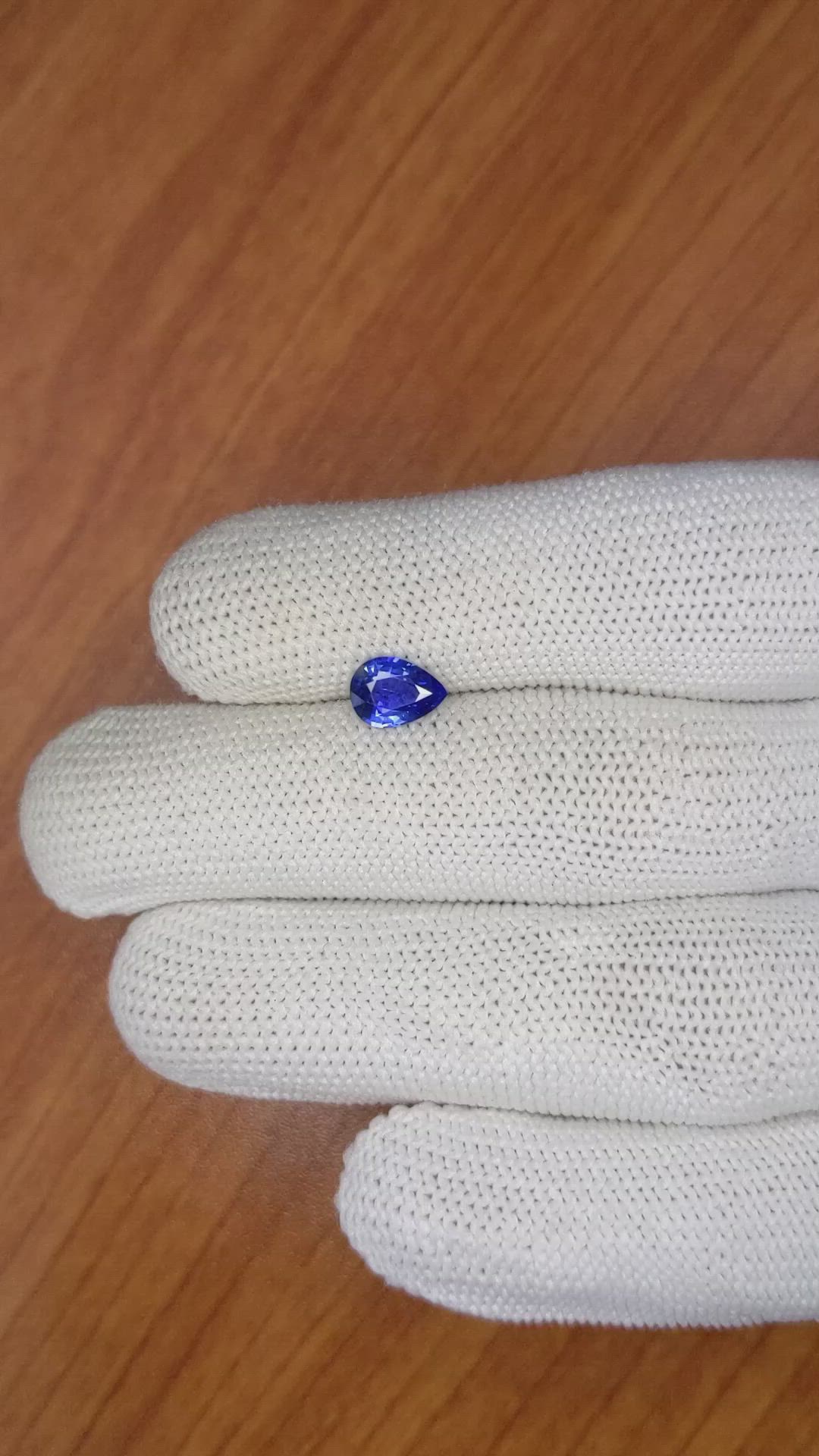 0.98 Ct. Blue Sapphire from Ceylon (Sri Lanka) Size Video