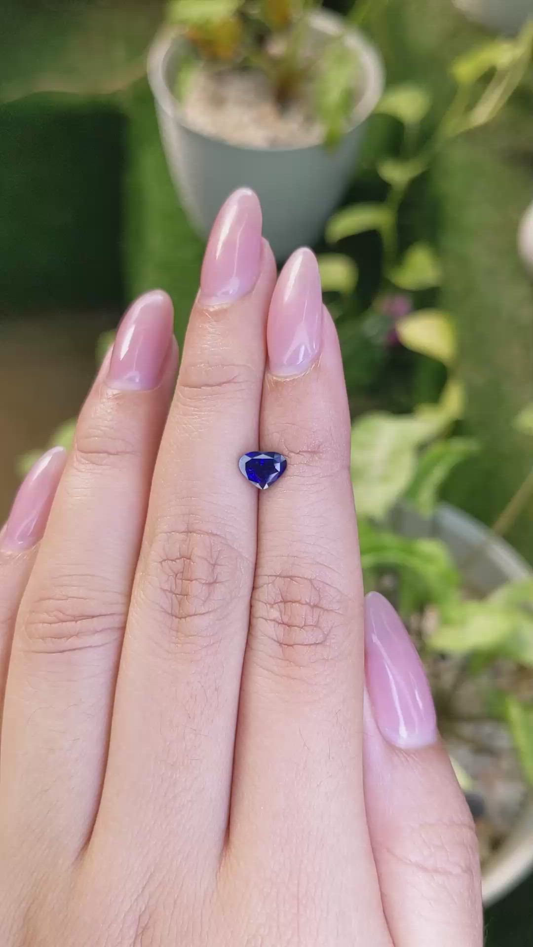 1.04 Ct. Blue Sapphire from Ceylon (Sri Lanka) Size Video