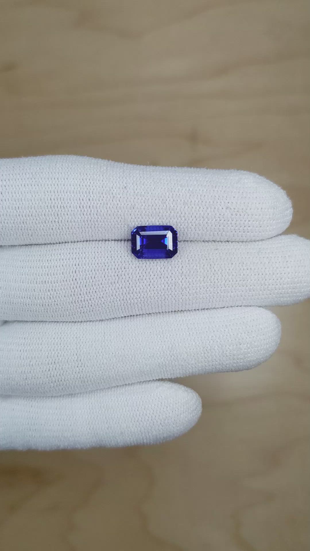 3.39 Ct. Blue Sapphire from Ceylon (Sri Lanka) Size Video
