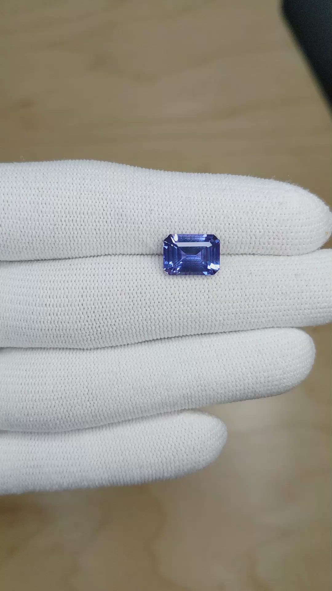 4.46 Ct. Blue Sapphire from Ceylon (Sri Lanka) Size Video