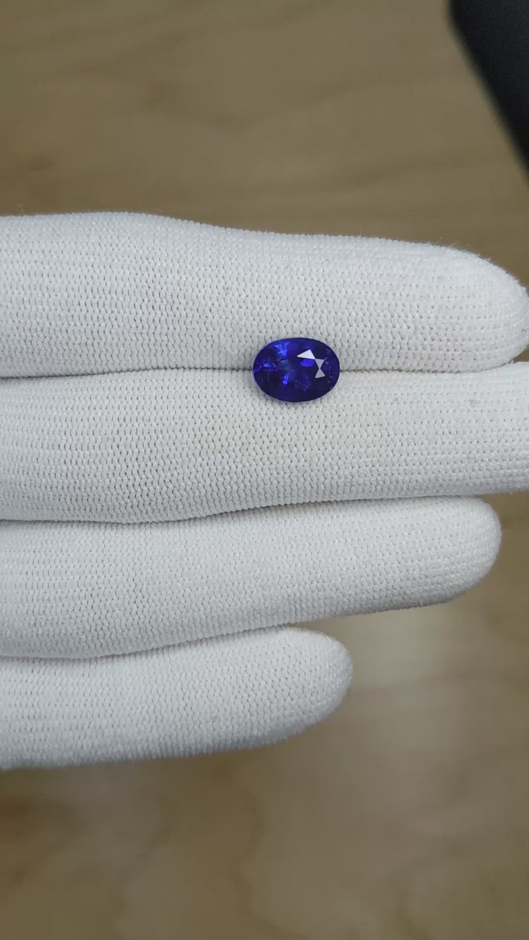3.30 Ct. Blue Sapphire from Ceylon (Sri Lanka) Size Video