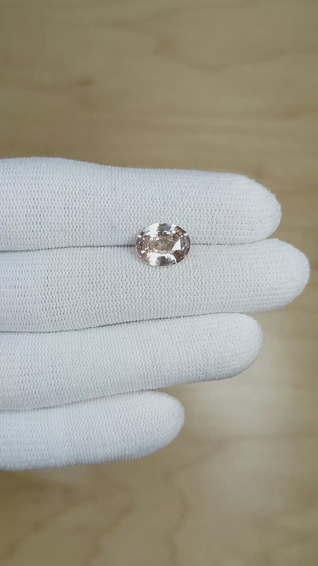 3.55 Ct. Padparadscha Sapphire from Ceylon (Sri Lanka) Size Video