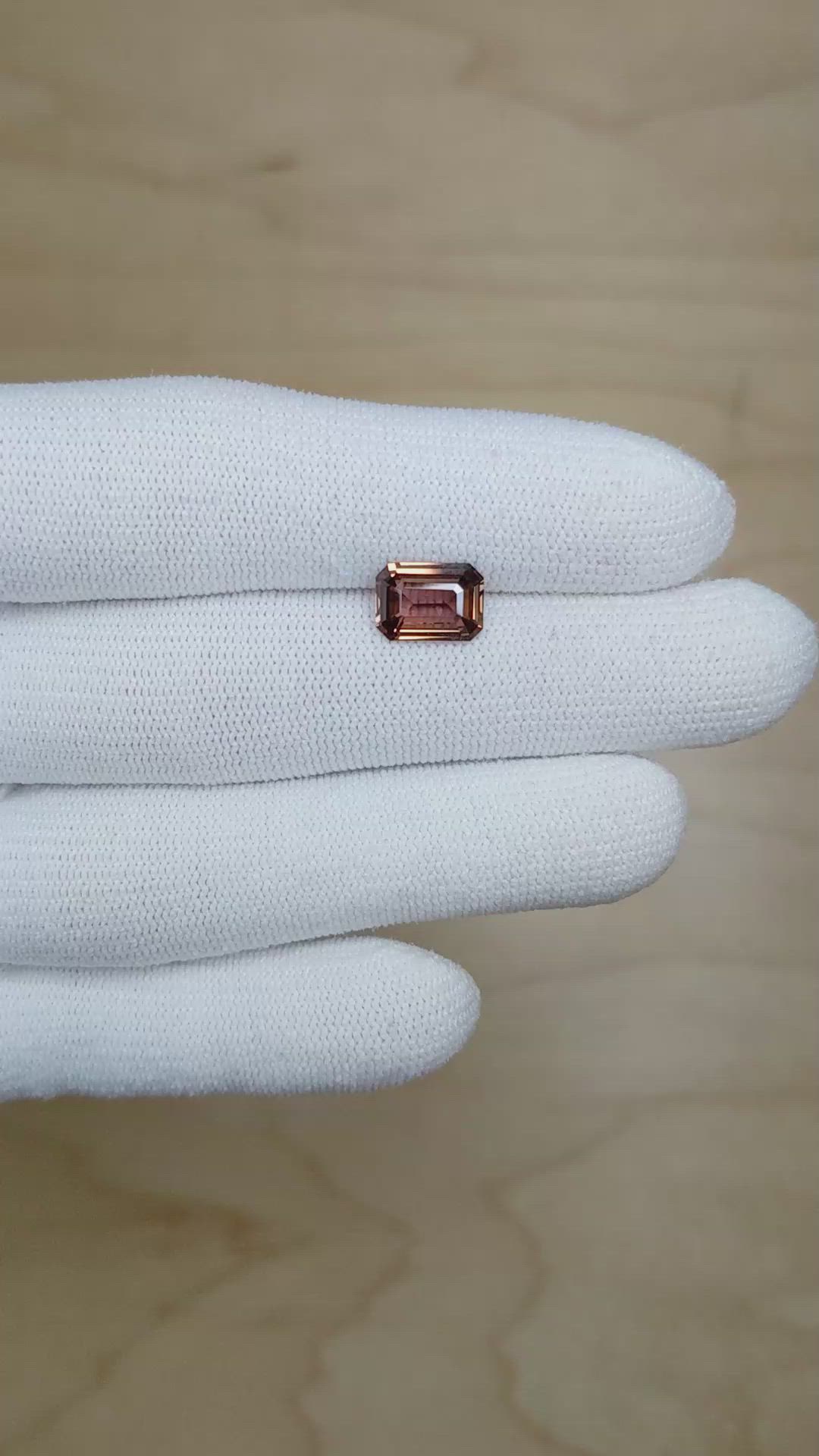 2.37 Ct. Orangish Brown Sapphire from Ceylon (Sri Lanka) Size Video