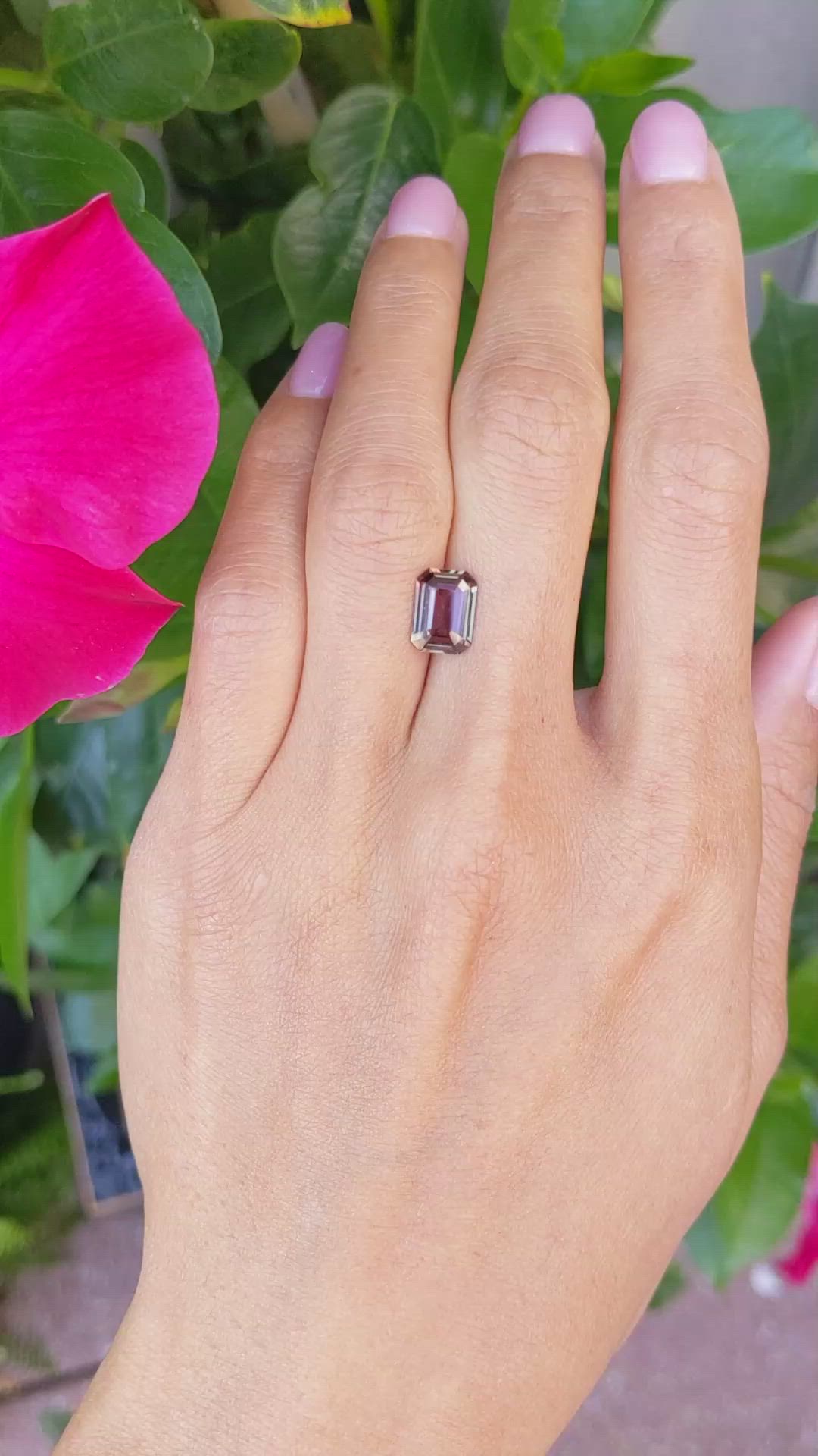 2.37 Ct. Orangish Brown Sapphire from Ceylon (Sri Lanka) Size Video