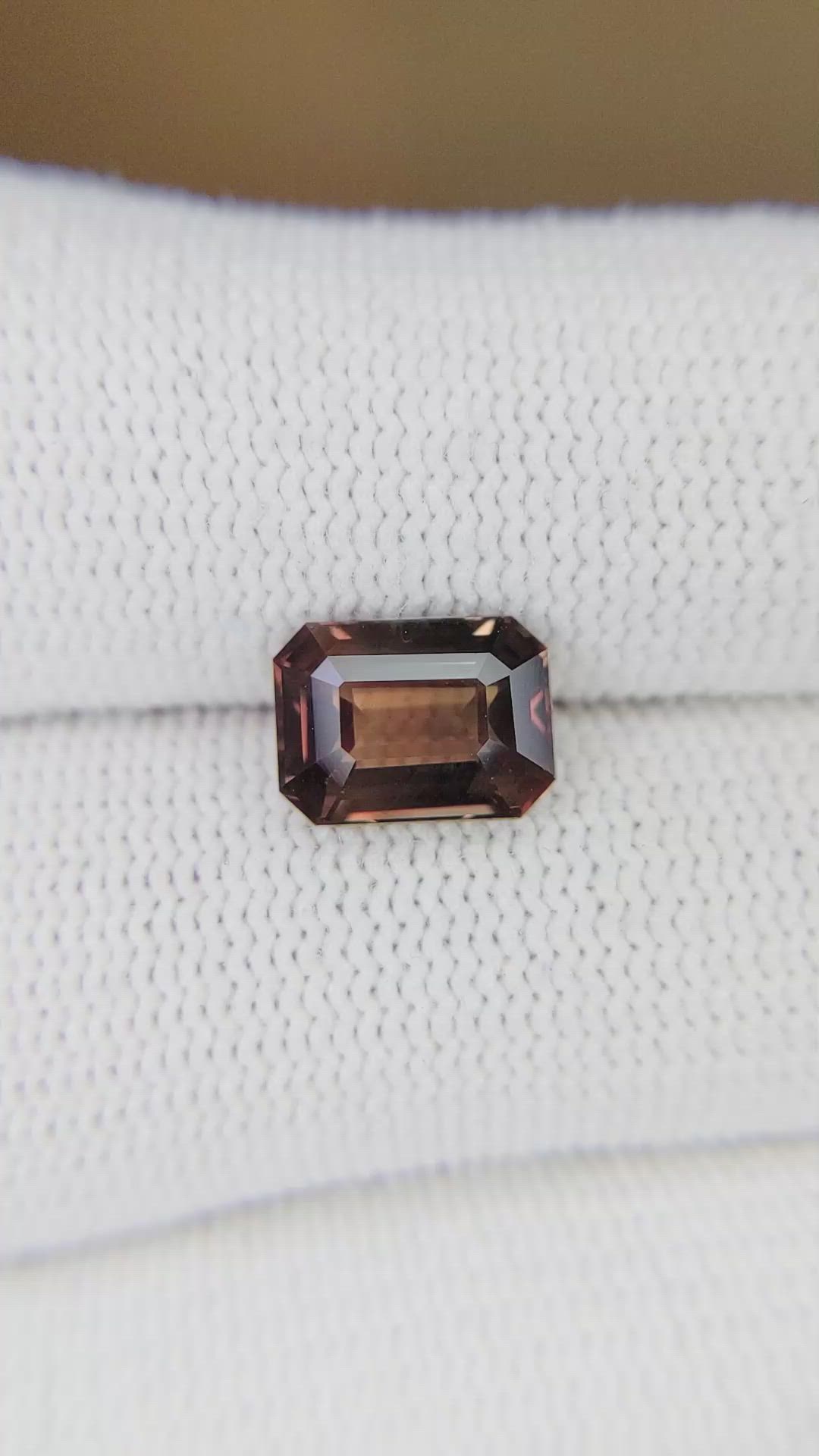 2.55 Ct. Orangish Brown Sapphire from Ceylon (Sri Lanka) Size Video