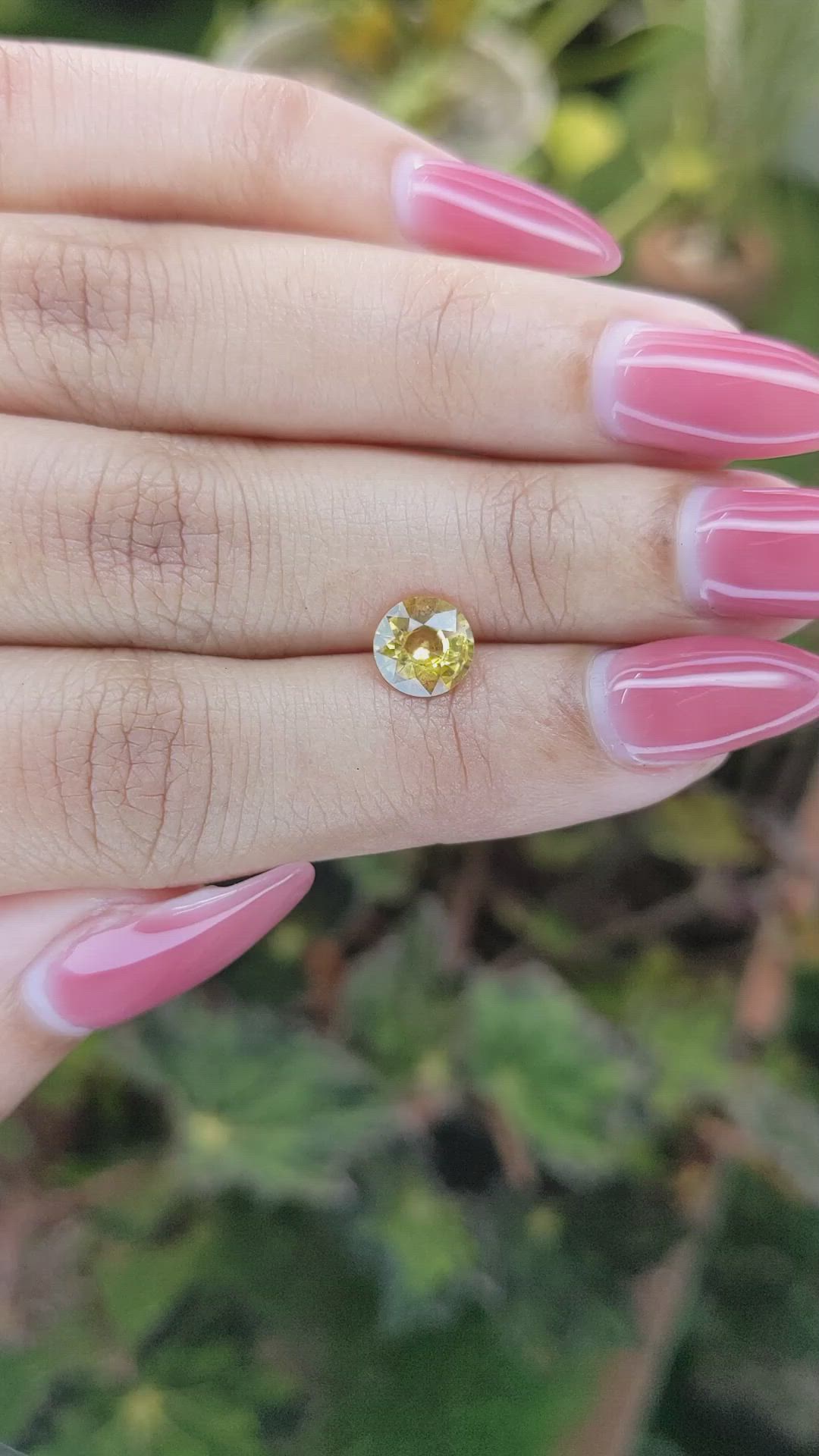 1.42 Ct. Yellow Sapphire from Ceylon (Sri Lanka) Size Video