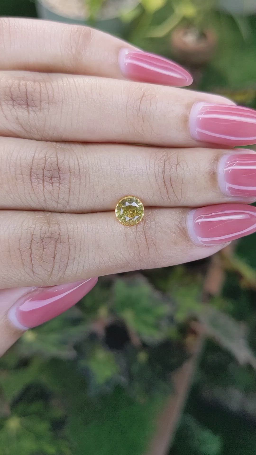 1.22 Ct. Yellow Sapphire from Ceylon (Sri Lanka) Size Video