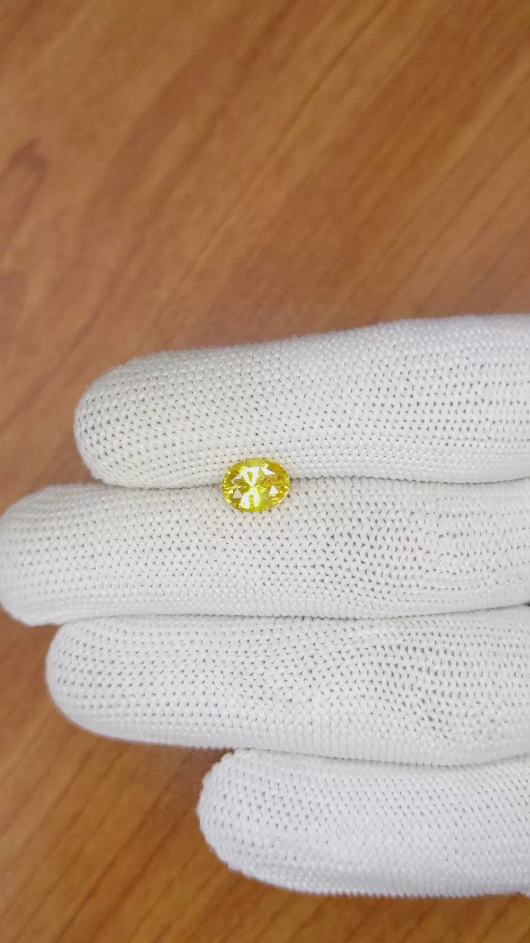 1.59 Ct. Yellow Sapphire from Ceylon (Sri Lanka) Size Video