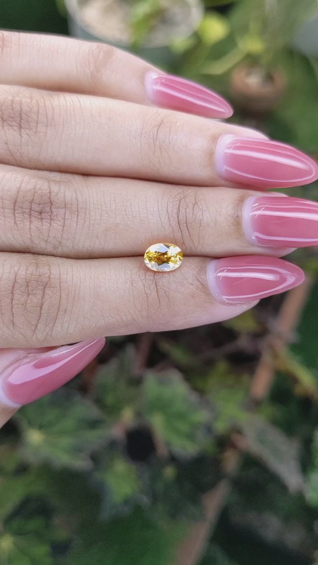 1.12 Ct. Orangish Yellow Sapphire from Ceylon (Sri Lanka) Size Video