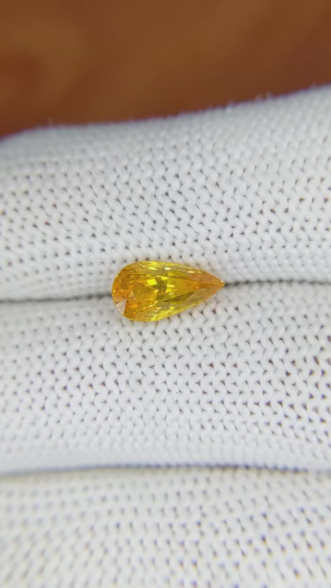 2.00 Ct. Yellowish Orange Sapphire from Ceylon (Sri Lanka) Size Video
