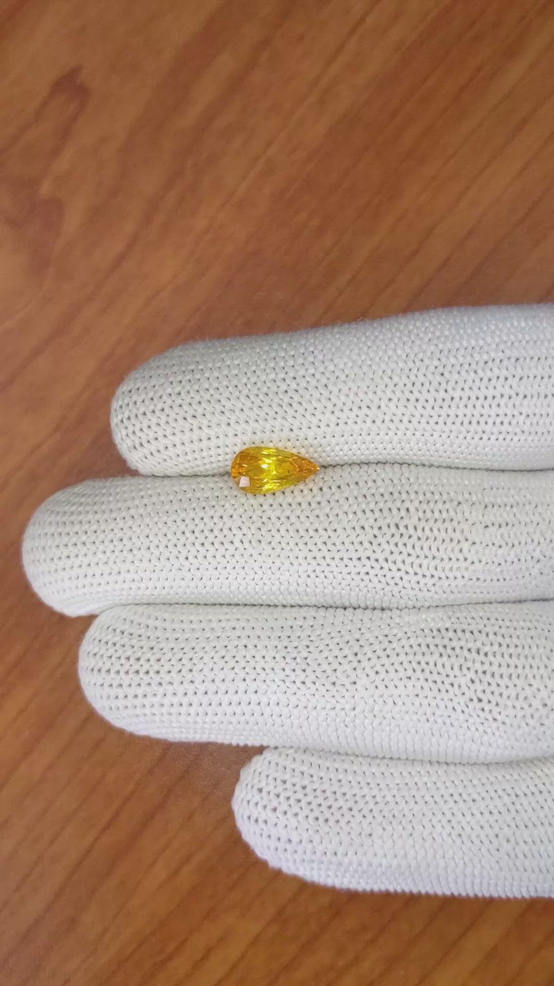 2.00 Ct. Yellowish Orange Sapphire from Ceylon (Sri Lanka) Size Video