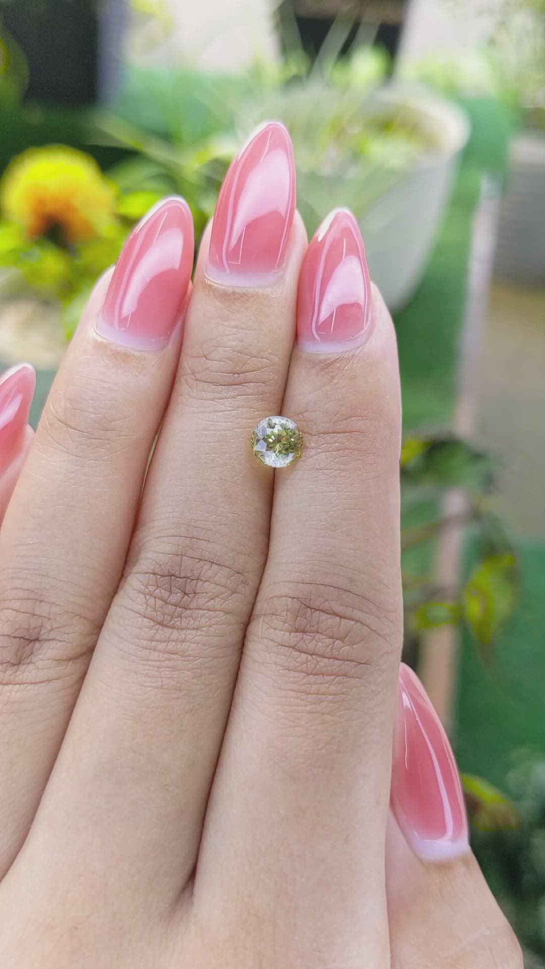 1.08 Ct. Greenish Yellow Sapphire from Ceylon (Sri Lanka) Size Video