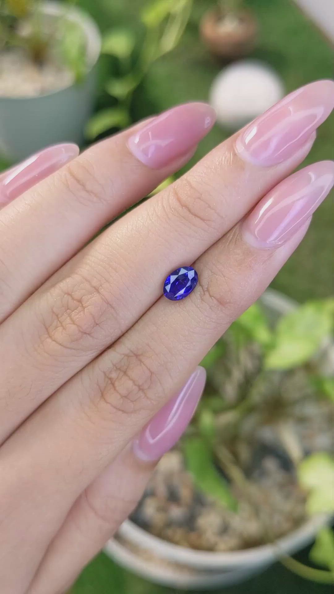 1.34 Ct. Blue Sapphire from Ceylon (Sri Lanka) Size Video
