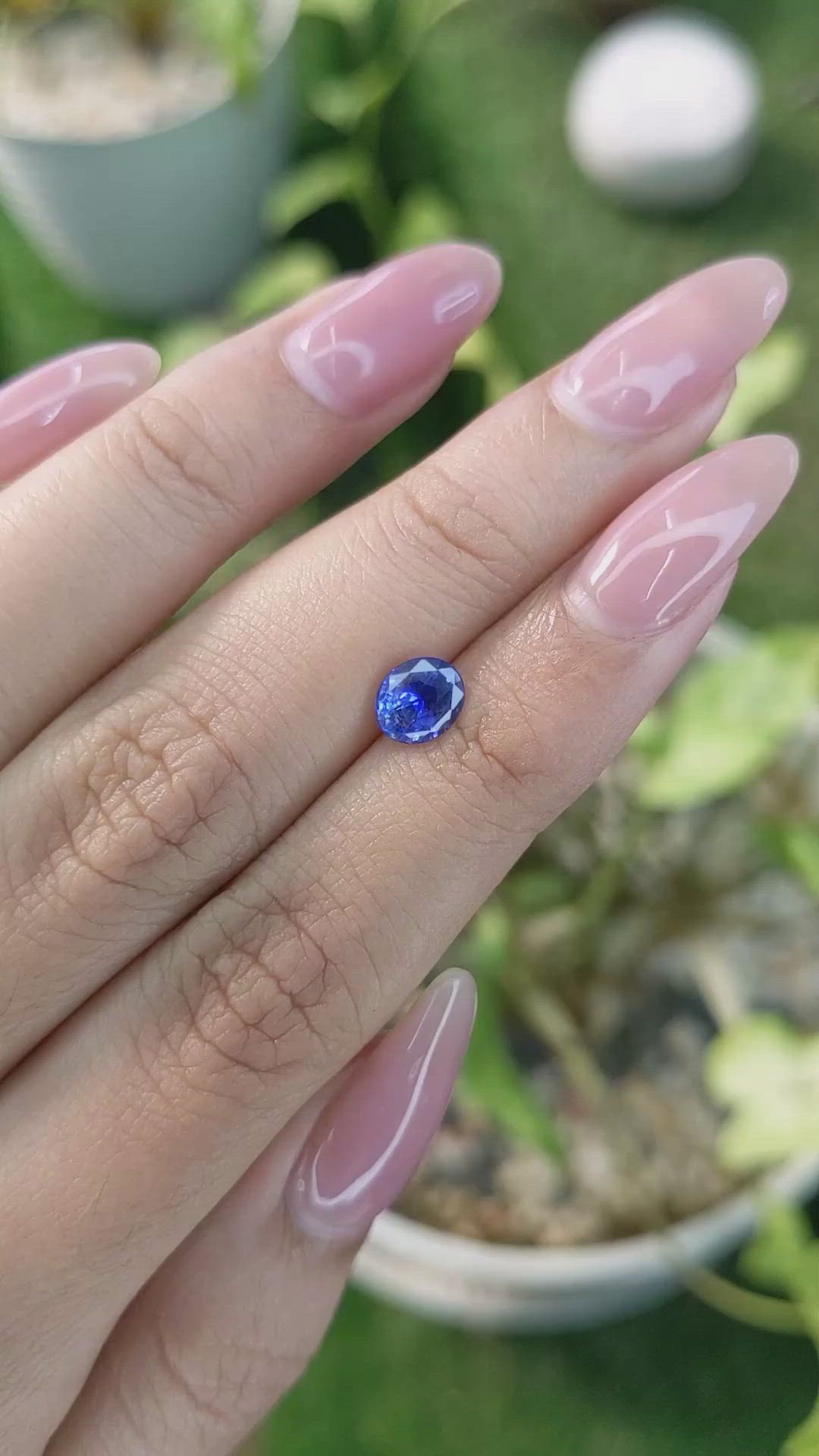 1.26 Ct. Blue Sapphire from Ceylon (Sri Lanka) Size Video