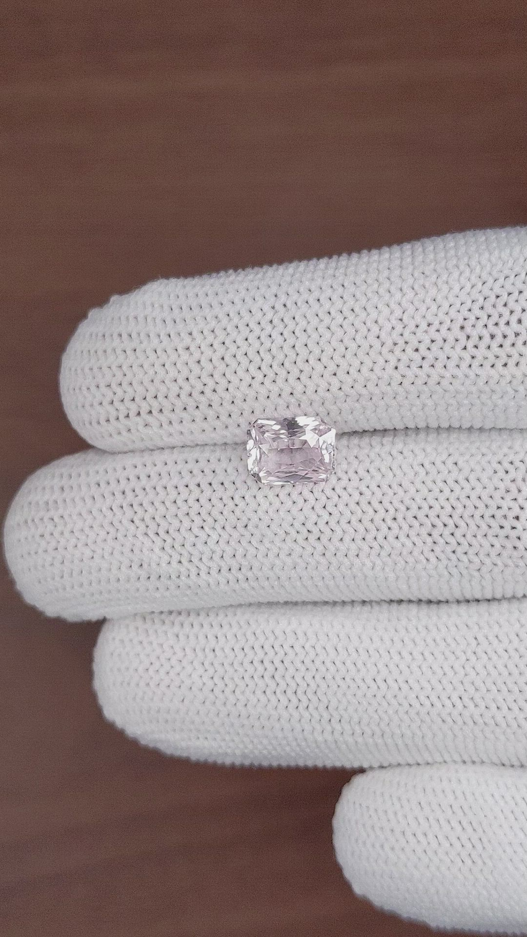 2.12 Ct. Pink Sapphire from Ceylon (Sri Lanka) Size Video