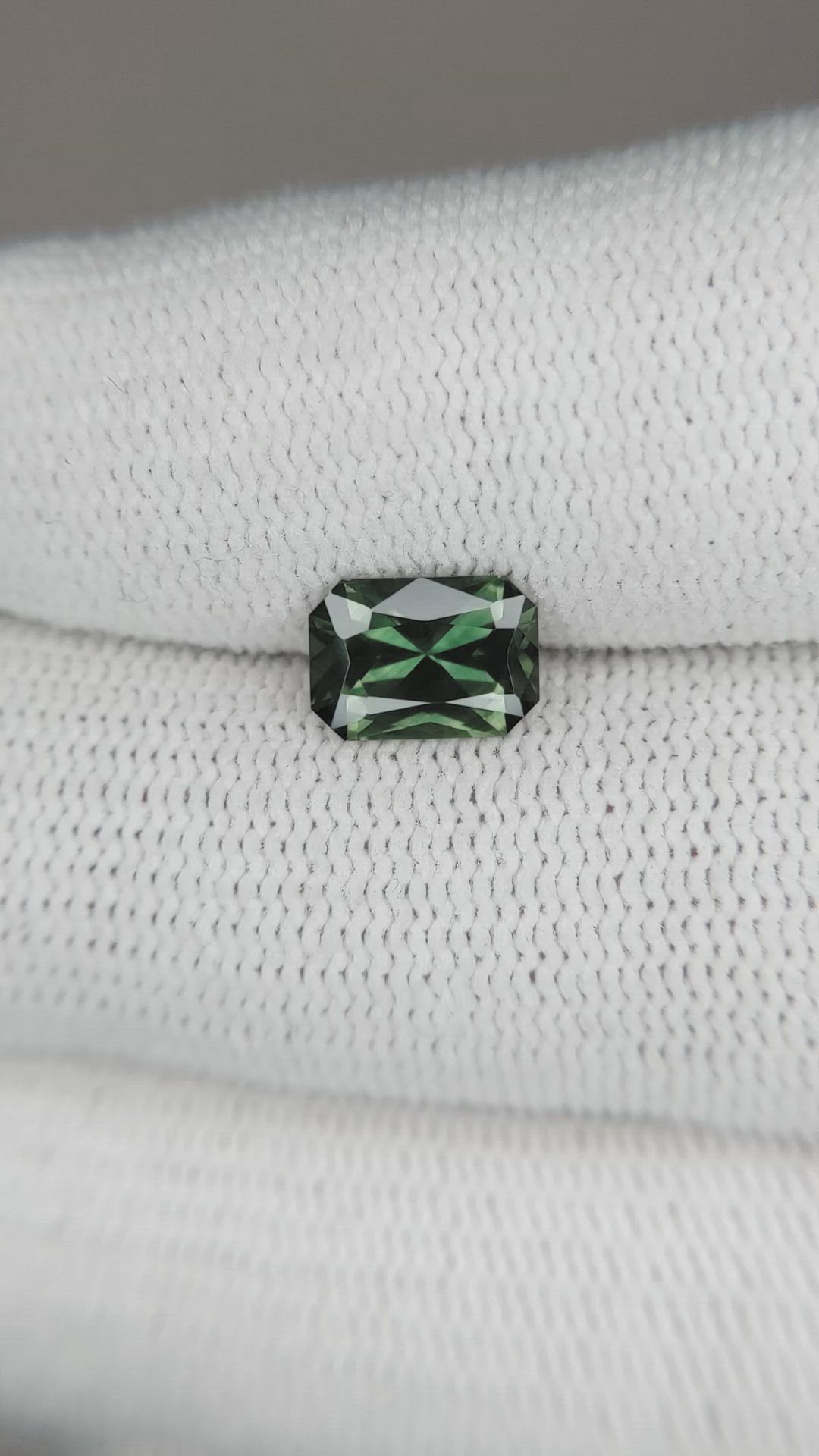 1.63 Ct. Green Sapphire from Ceylon (Sri Lanka) Size Video