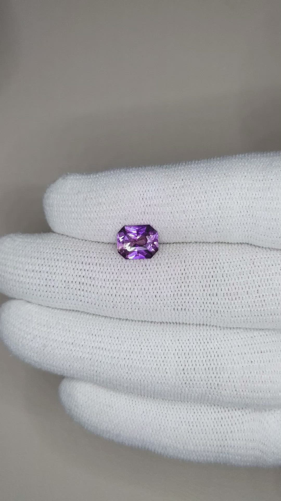 2.24 Ct. Pinkish Purple Sapphire from Ceylon (Sri Lanka) Size Video
