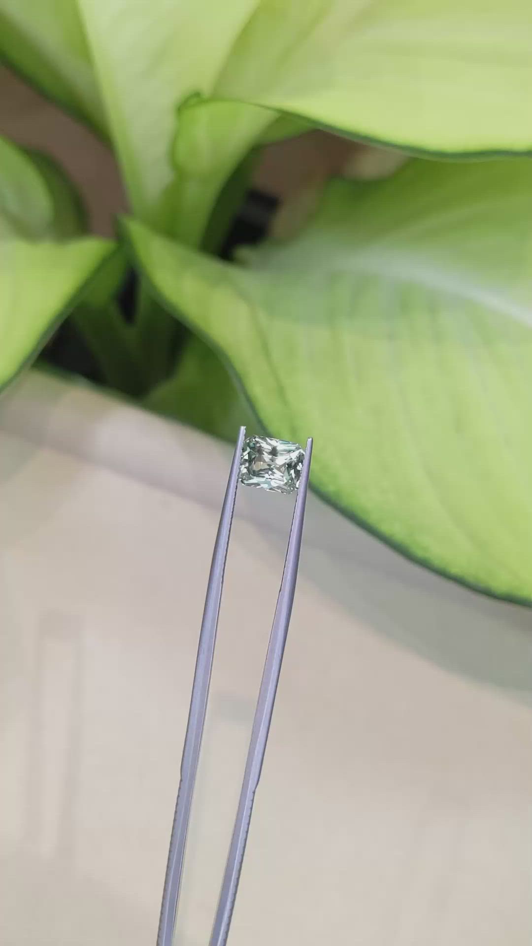2.58 Ct. Green Sapphire from Ceylon (Sri Lanka) Size Video