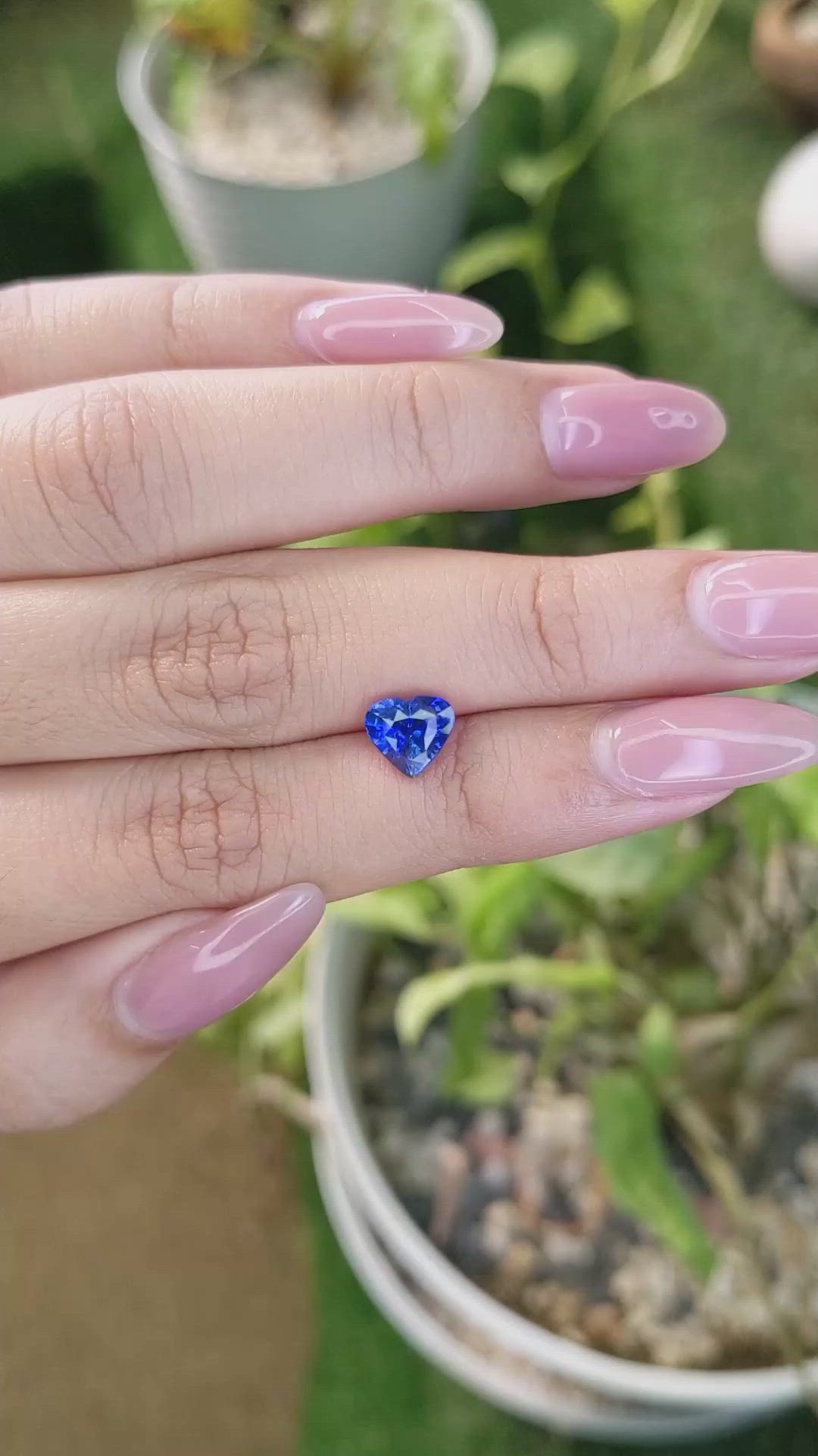 1.72 Ct. Blue Sapphire from Ceylon (Sri Lanka) Size Video
