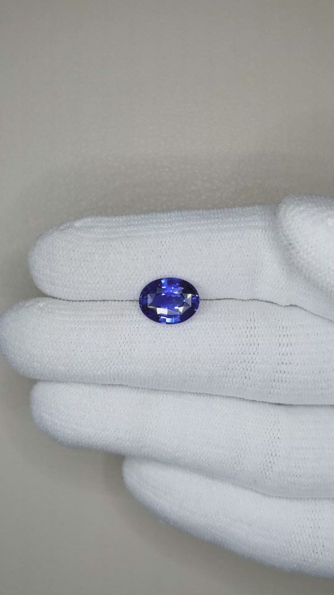 2.69 Ct. Blue Sapphire from Ceylon (Sri Lanka) Size Video