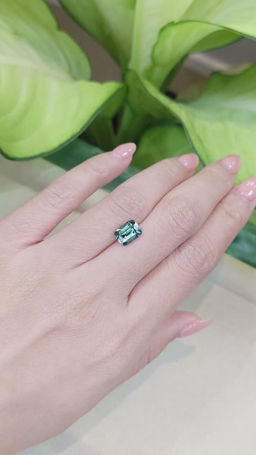 2.57 Ct. Bluish Green Sapphire from Ceylon (Sri Lanka) Size Video
