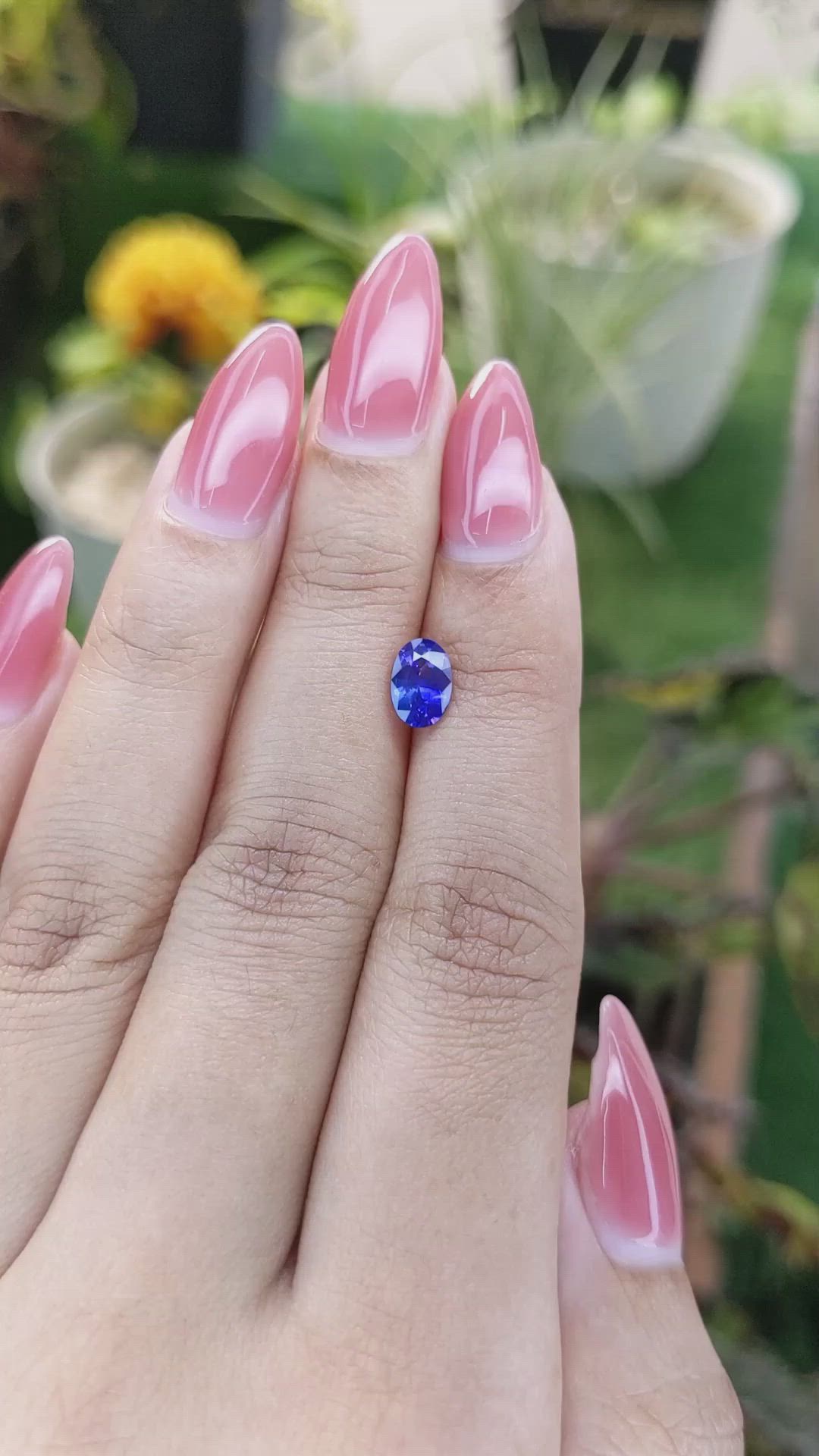 1.09 Ct. Bluish Purple Sapphire from Ceylon (Sri Lanka) Size Video
