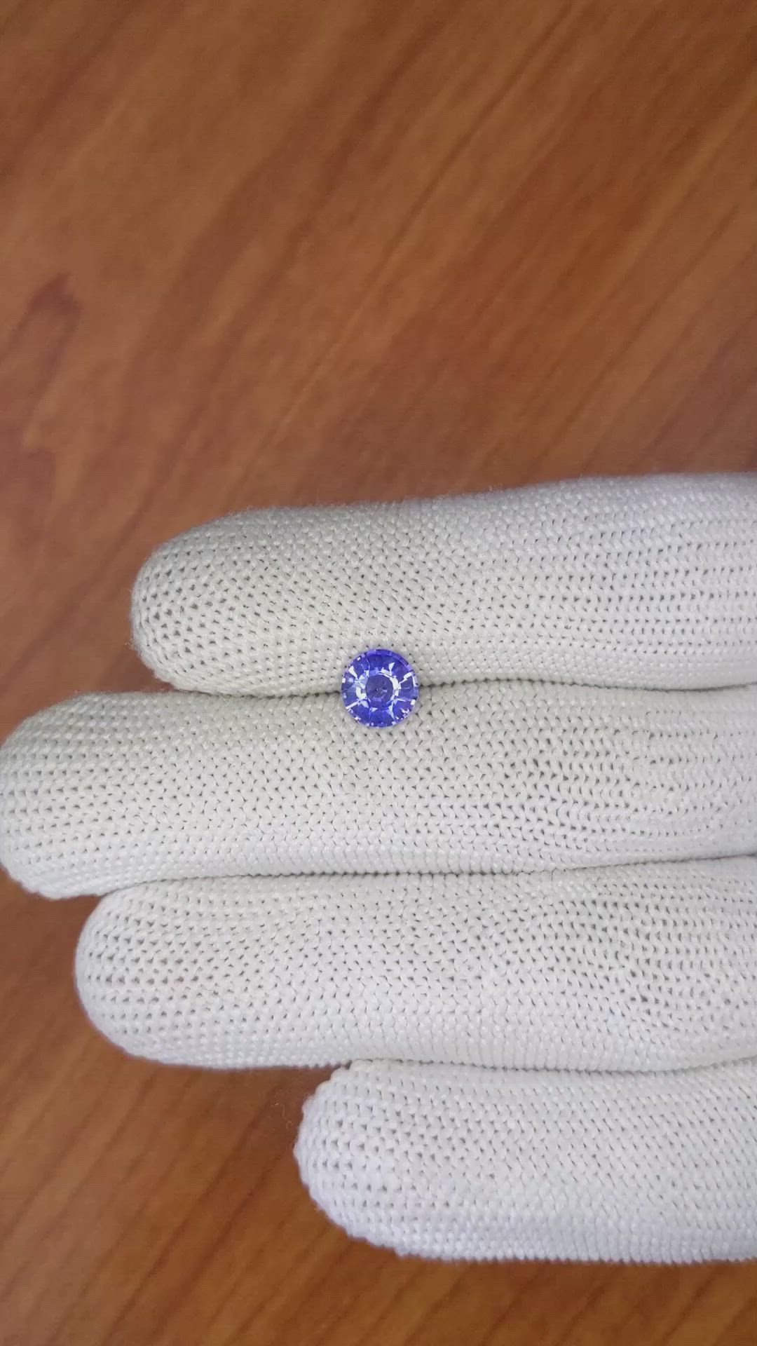 1.23 Ct. Blue Sapphire from Ceylon (Sri Lanka) Size Video