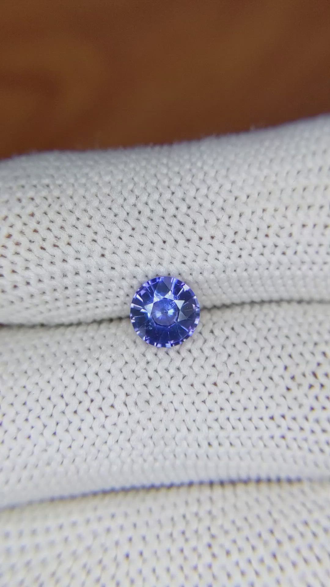 1.23 Ct. Blue Sapphire from Ceylon (Sri Lanka) Size Video
