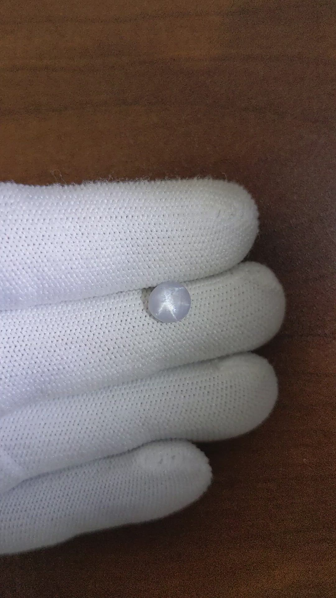 1.41 Ct. White Star Sapphire from Ceylon (Sri Lanka) Size Video