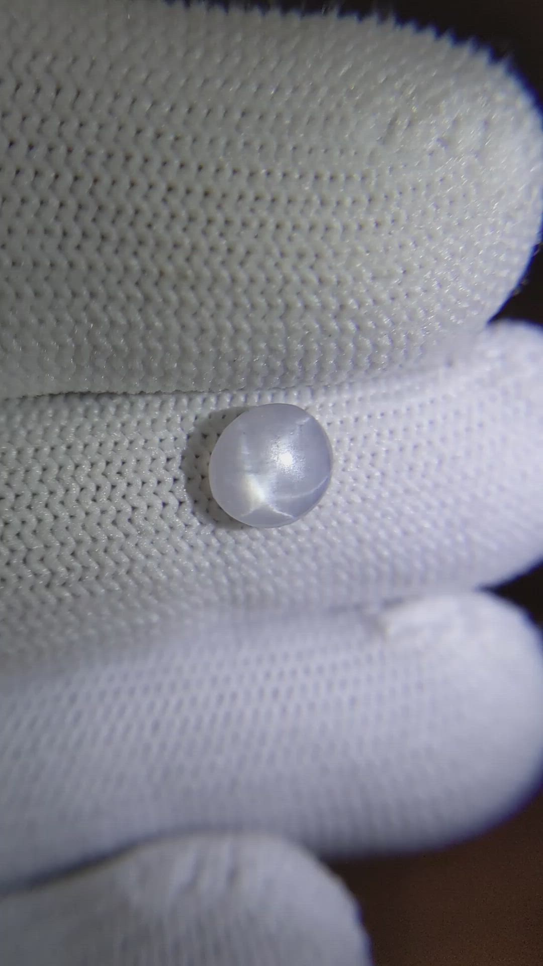 1.41 Ct. White Star Sapphire from Ceylon (Sri Lanka) Size Video