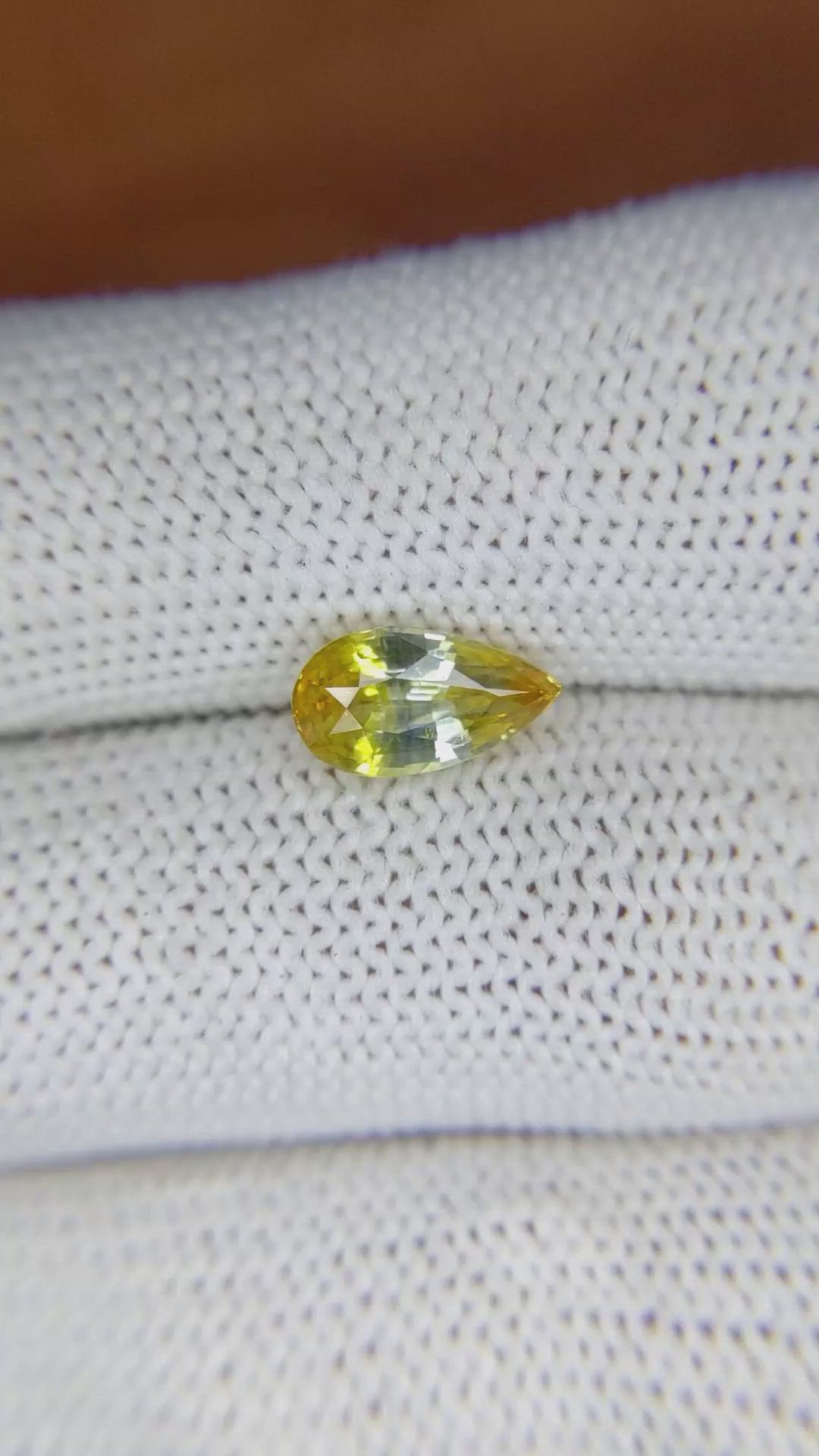 2.07 Ct. Bi Color Sapphire from Ceylon (Sri Lanka) Size Video