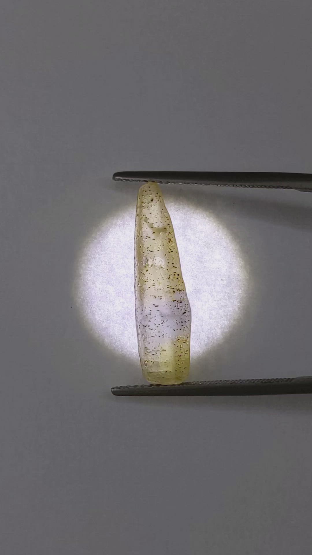 6.59 Ct. Yellow Sapphire Crystal from Ceylon (Sri Lanka) Size Video