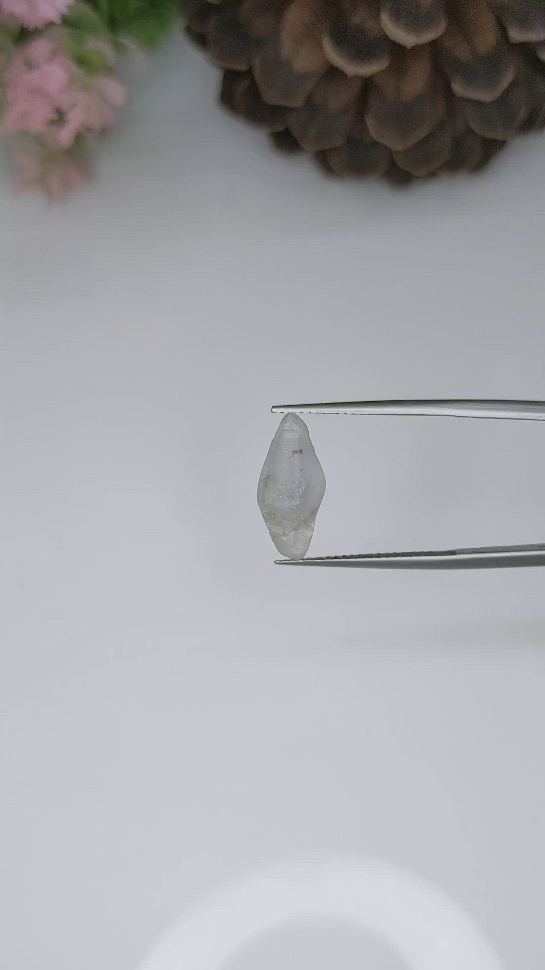 5.52 Ct. Blue Sapphire Crystal from Ceylon (Sri Lanka) Size Video