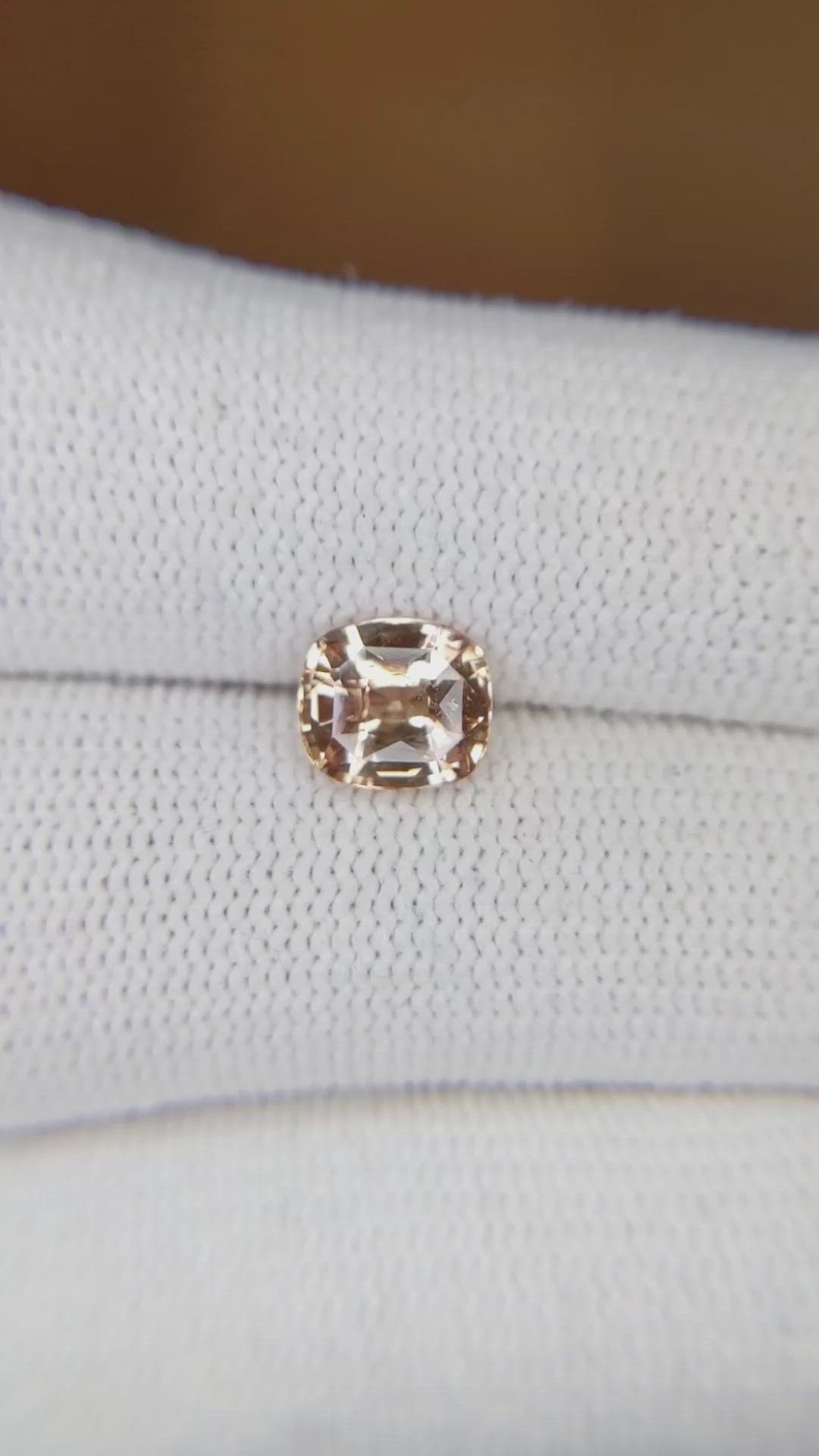 1.63 Ct. Padparadscha Sapphire from Ceylon (Sri Lanka) Size Video