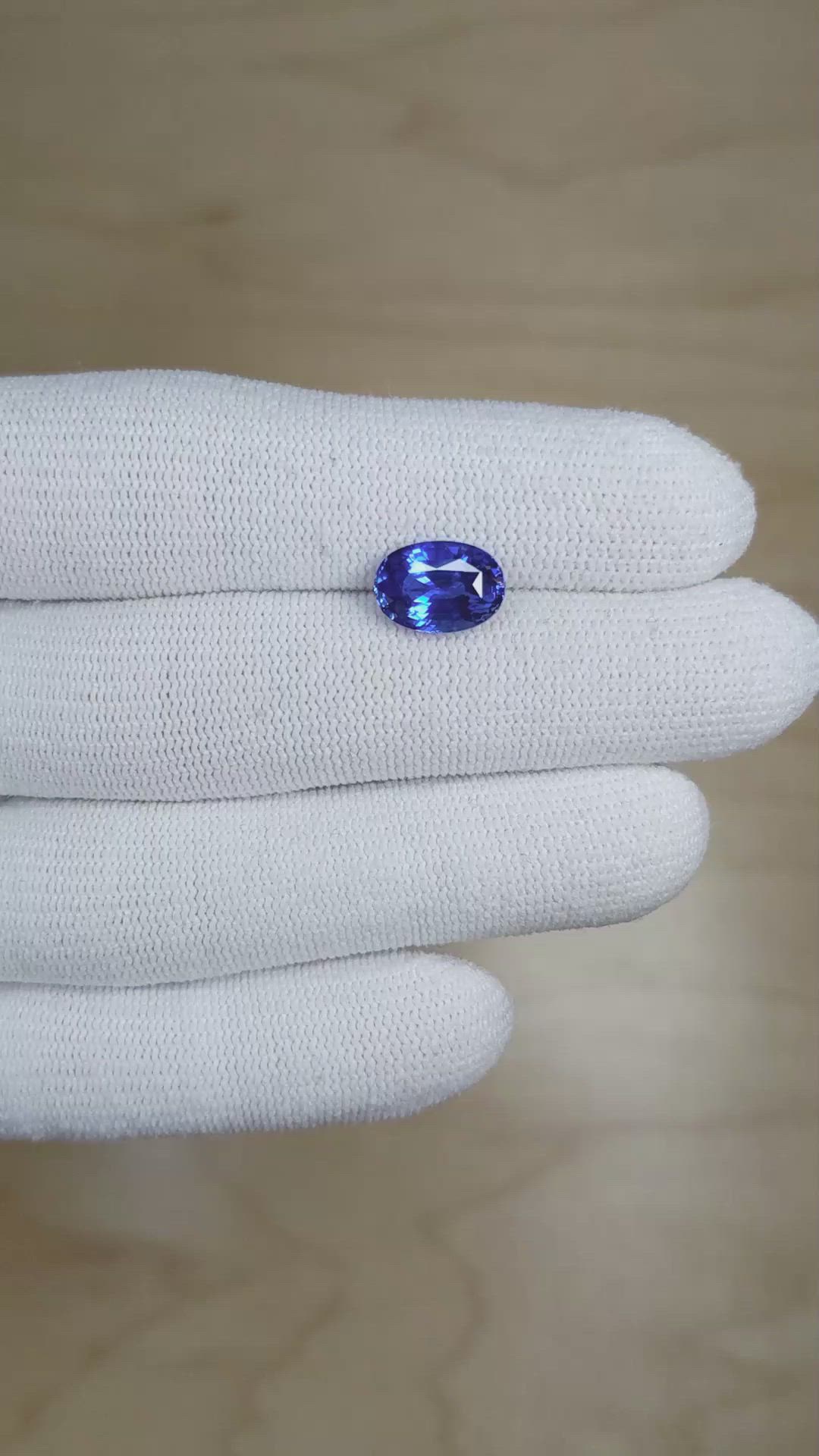 3.53 Ct. Blue Sapphire from Ceylon (Sri Lanka) Size Video