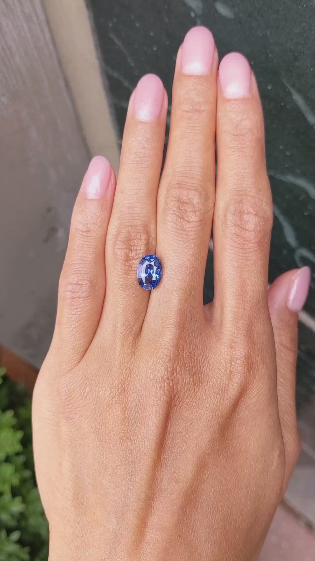 3.53 Ct. Blue Sapphire from Ceylon (Sri Lanka) Size Video