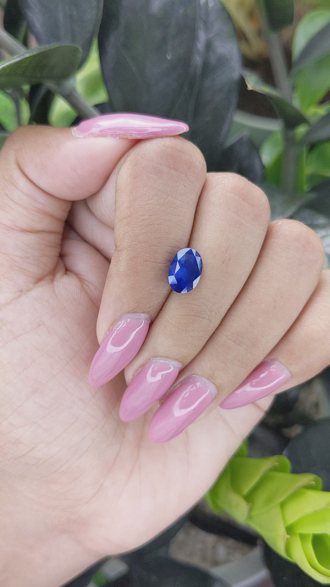 2.65 Ct. Blue Sapphire from Ceylon (Sri Lanka) Size Video