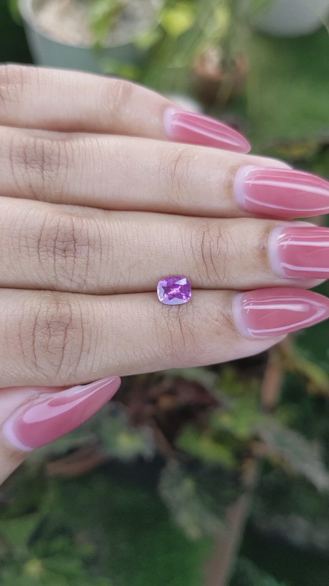 0.72 Ct. Pinkish Purple Sapphire from Ceylon (Sri Lanka) Size Video
