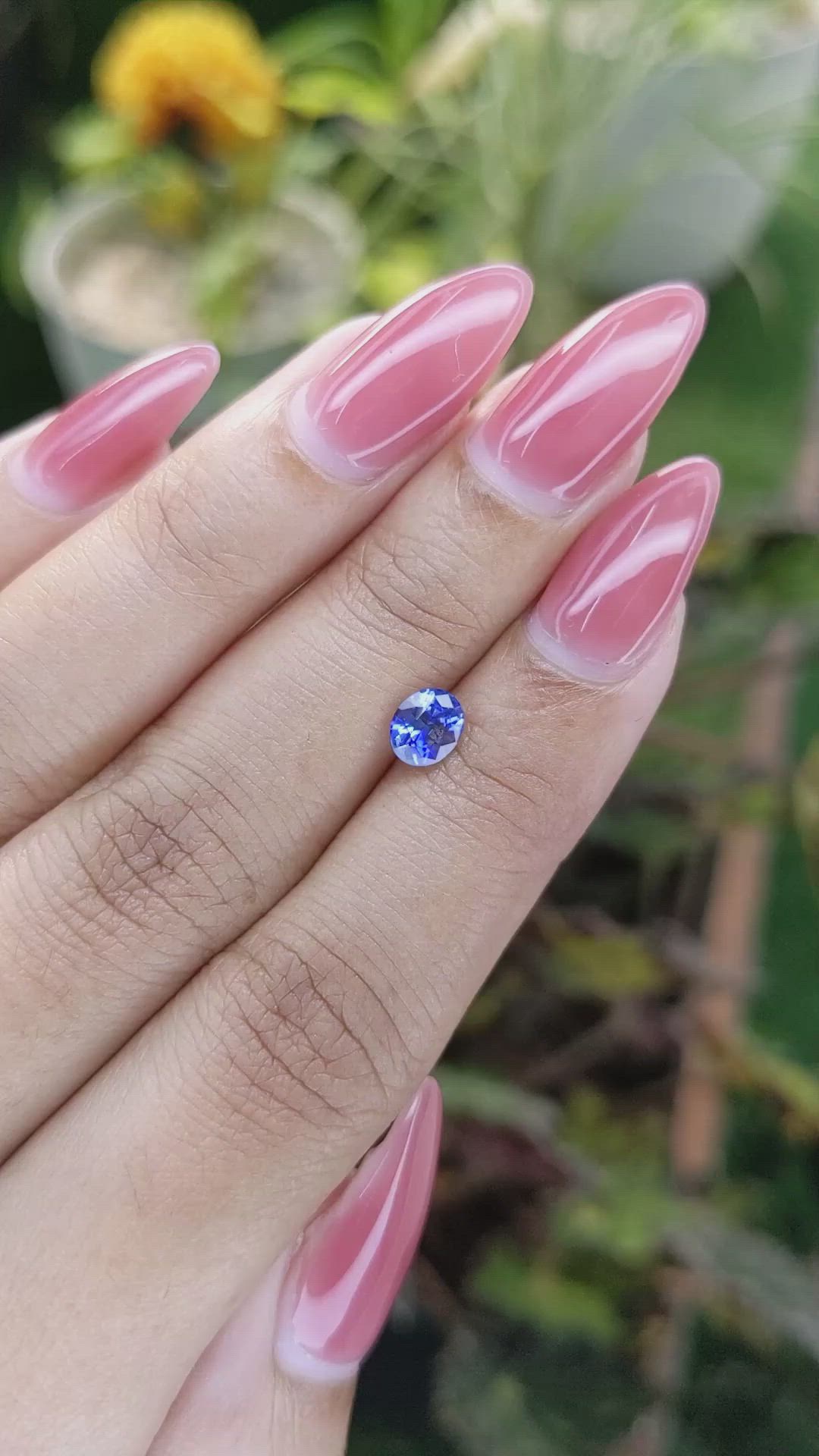 0.90 Ct. Blue Sapphire from Ceylon (Sri Lanka) Size Video