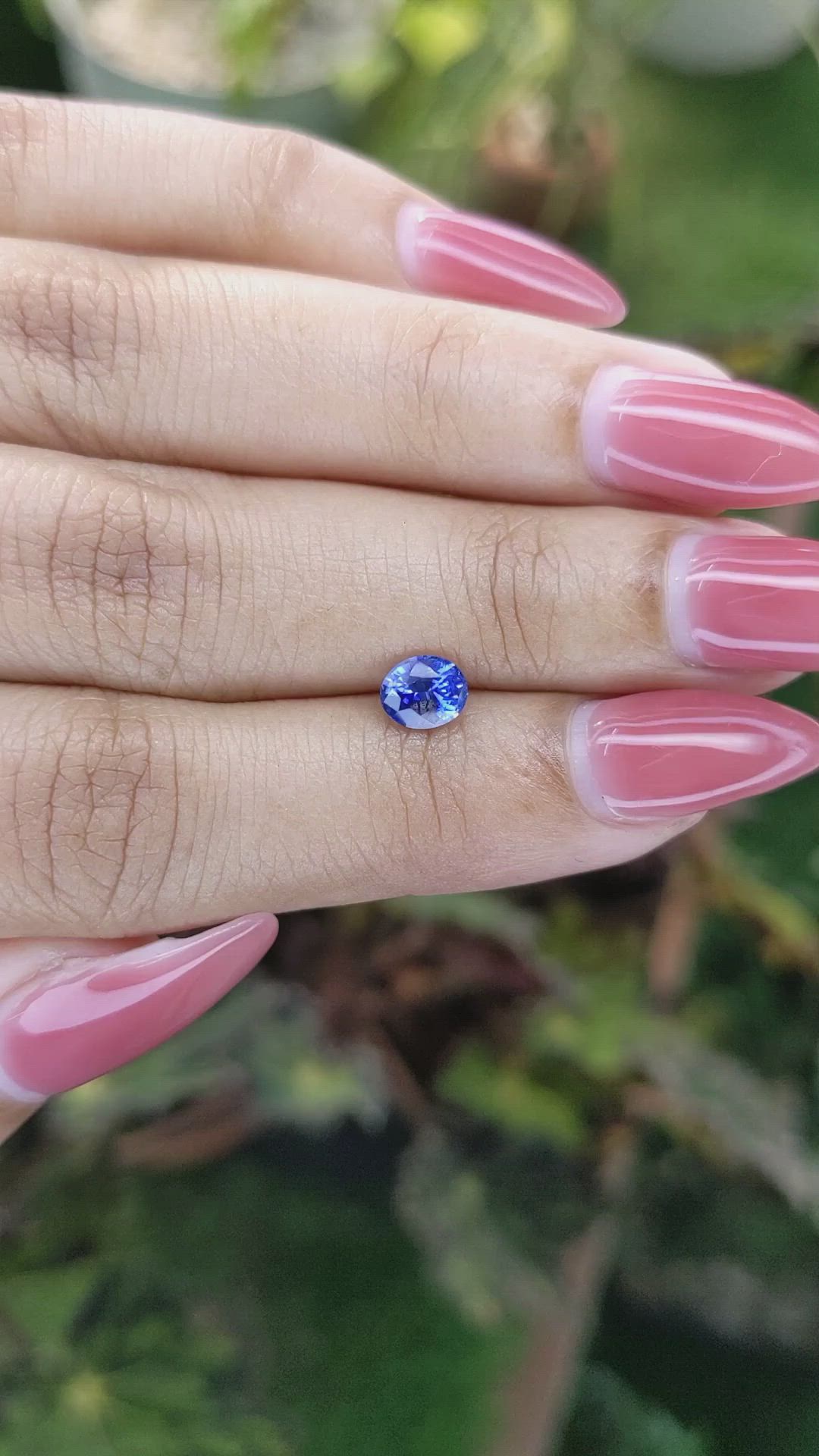 0.90 Ct. Blue Sapphire from Ceylon (Sri Lanka) Size Video