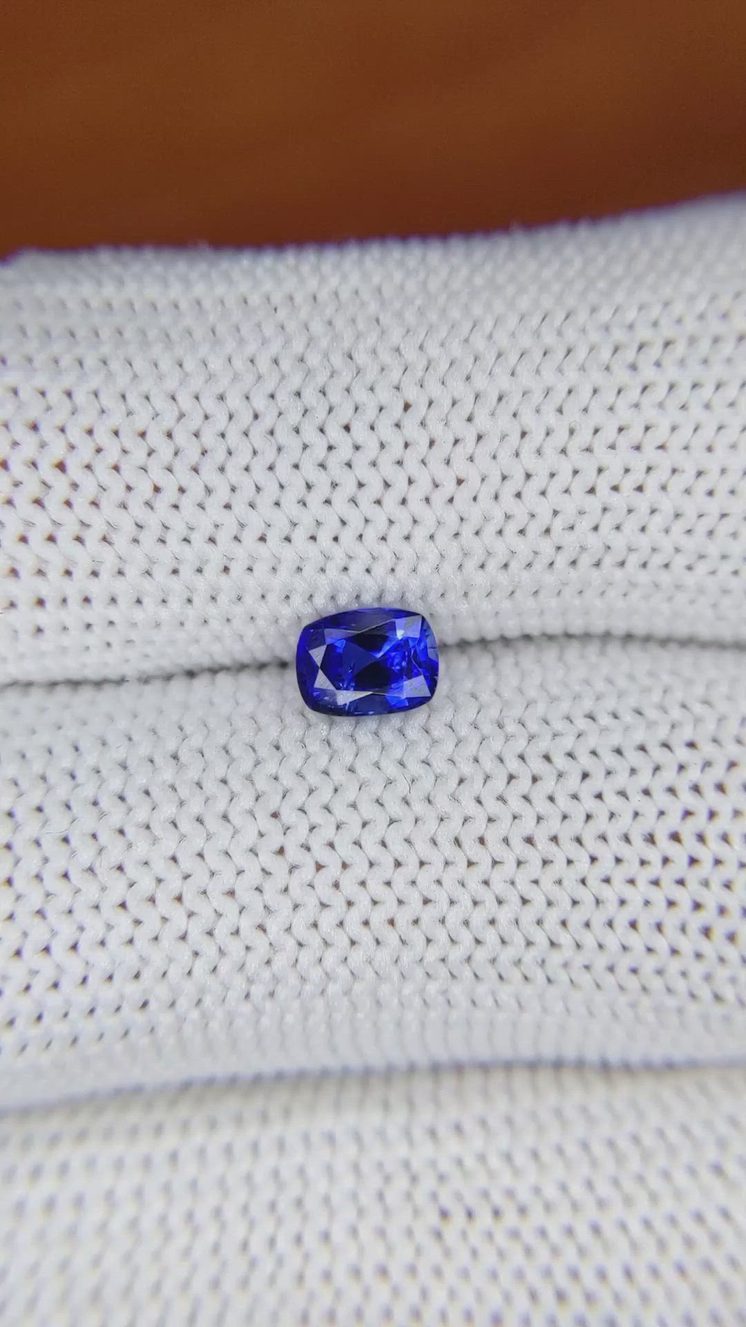 0.69 Ct. Blue Sapphire from Ceylon (Sri Lanka) Size Video