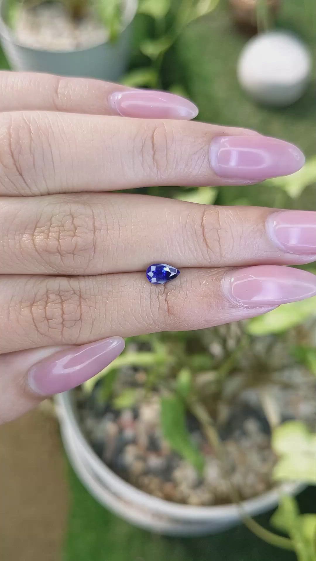 0.70 Ct. Blue Sapphire from Ceylon (Sri Lanka) Size Video