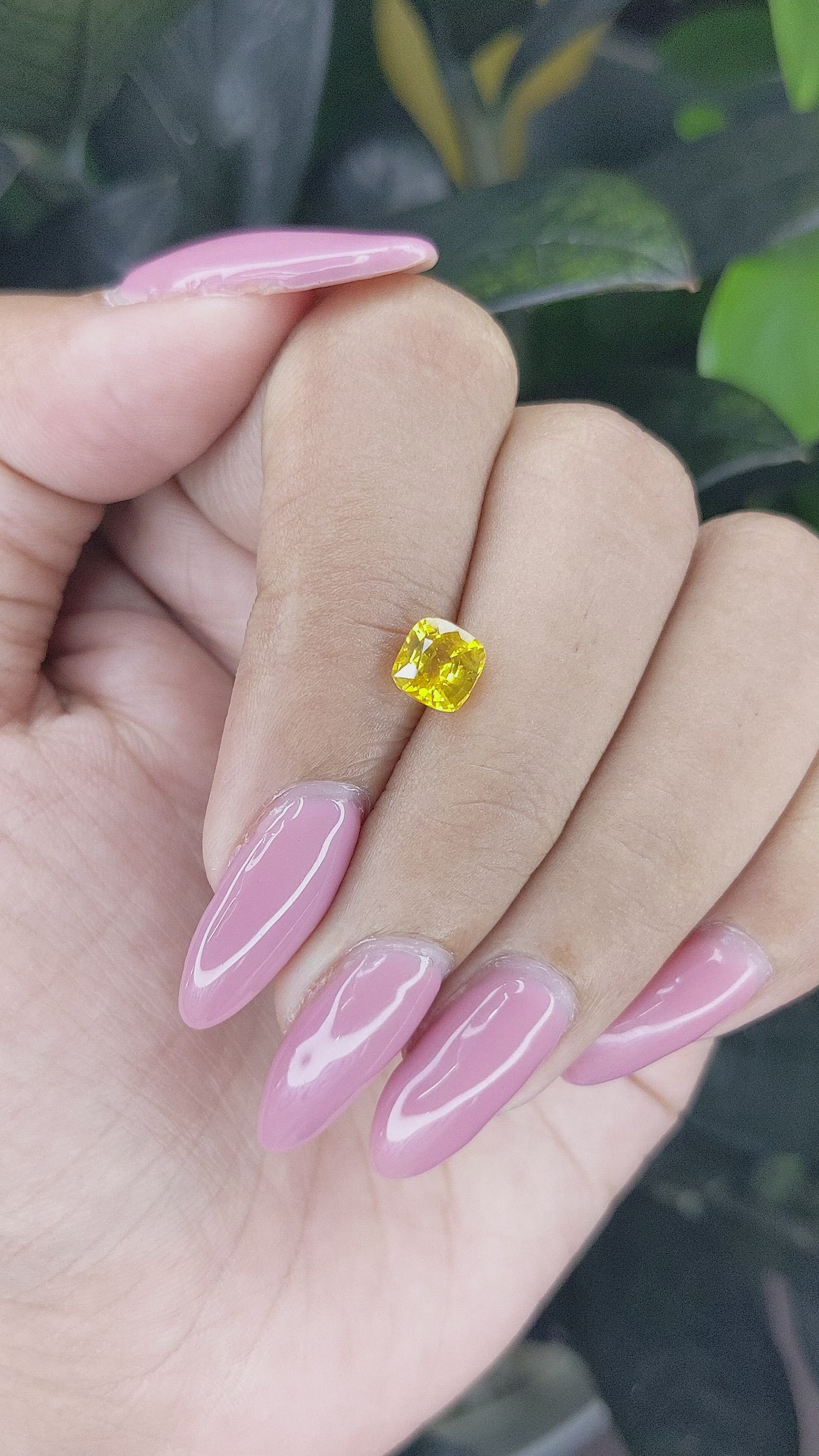 1.16 Ct. Orangish Yellow Sapphire from Ceylon (Sri Lanka) Size Video