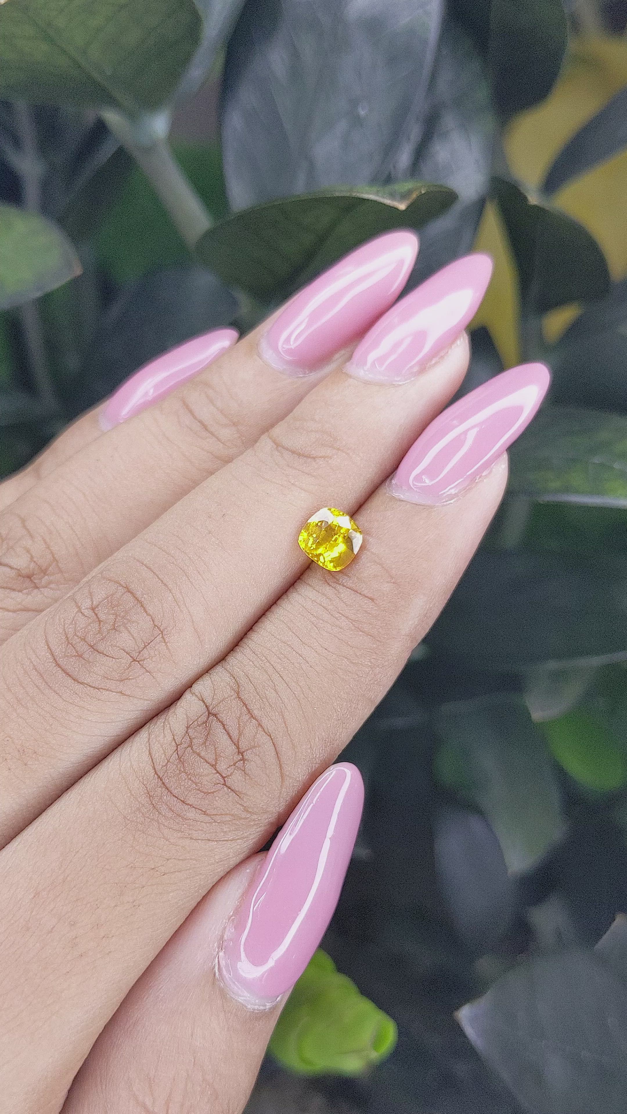1.05 Ct. Orangish Yellow Sapphire from Ceylon (Sri Lanka) Size Video