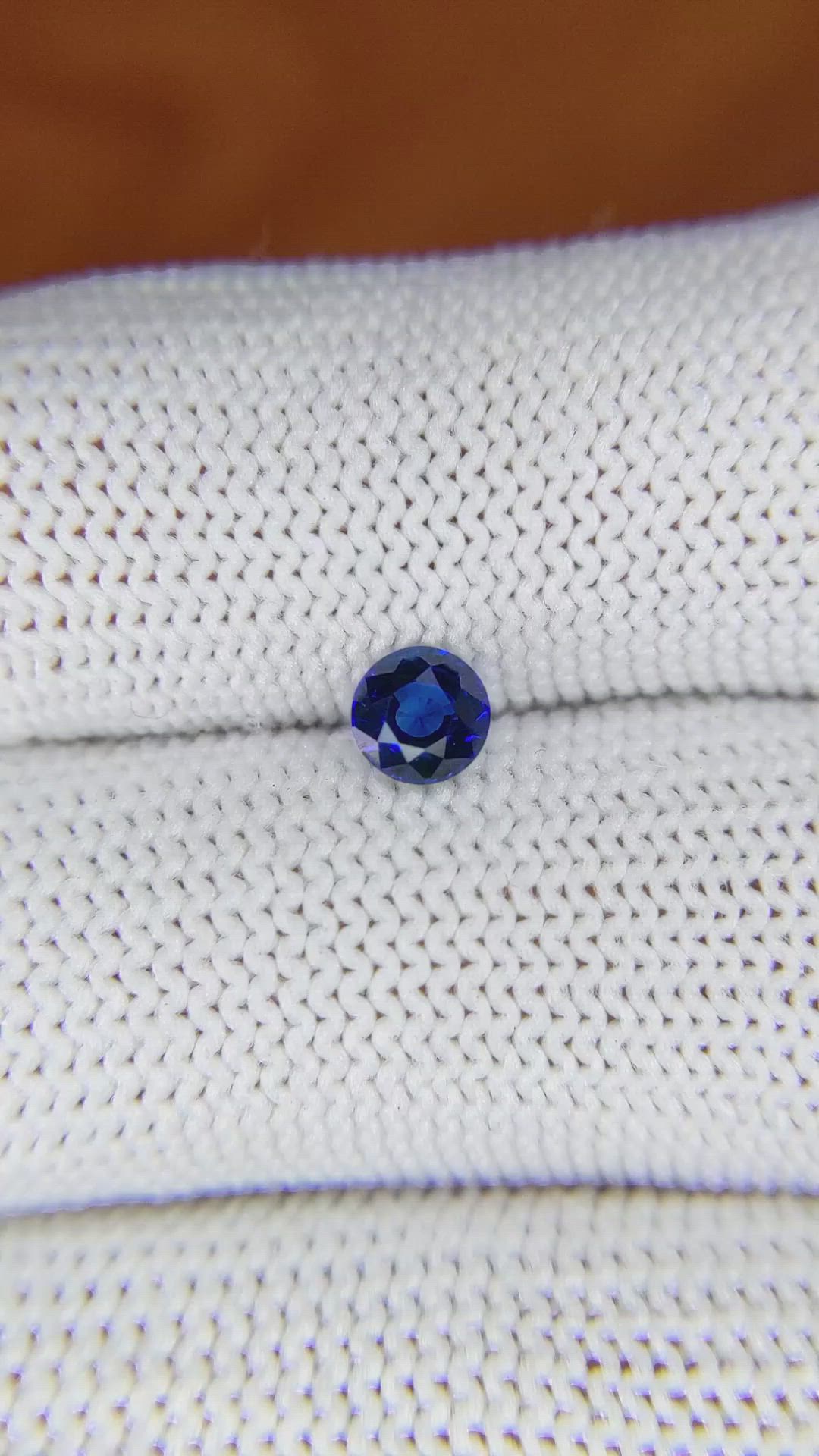 0.52 Ct. Blue Sapphire from Ceylon (Sri Lanka) Size Video